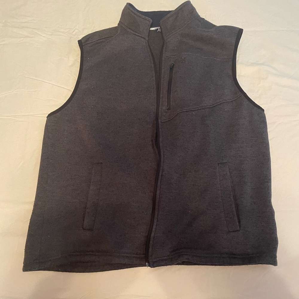 Izod XXL vest